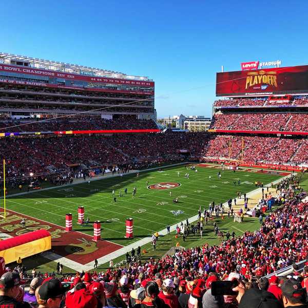 people watching football game during daytime at Levi's Stadium.