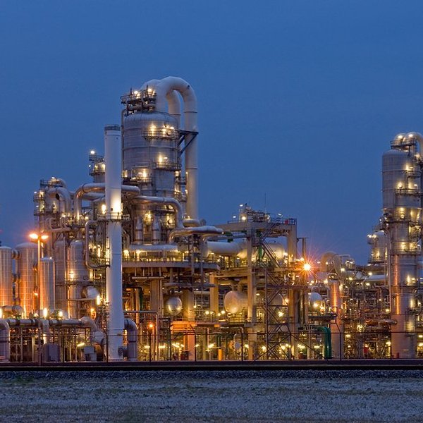 petrochemical plants at night