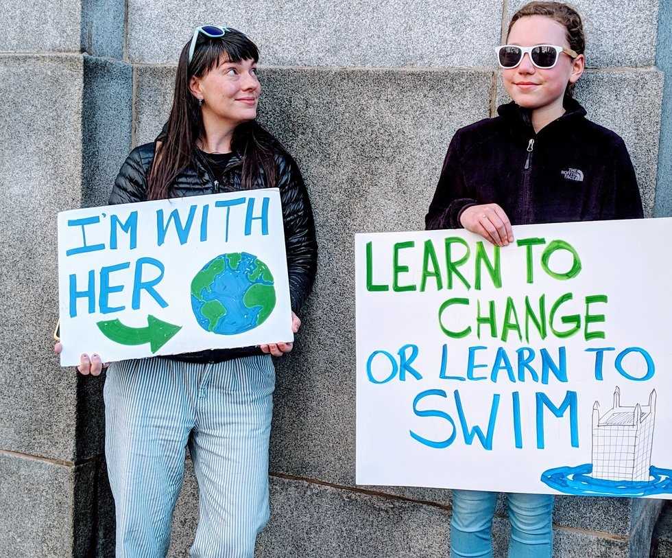 Pittsburgh students go on strike to join international day of climate action