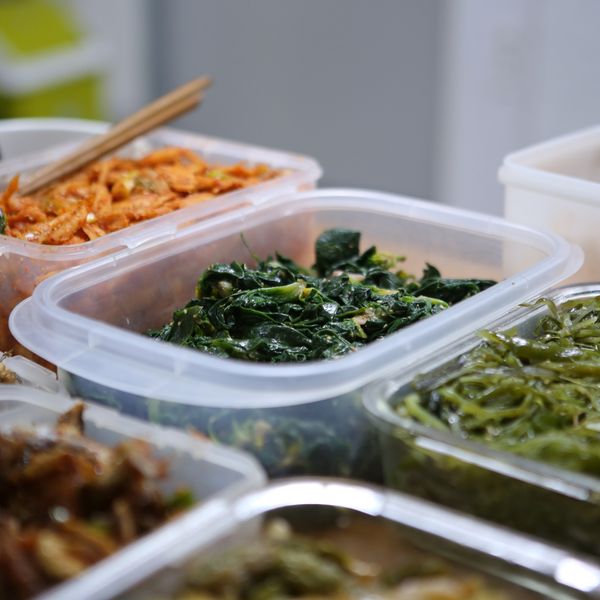 plastic food containers