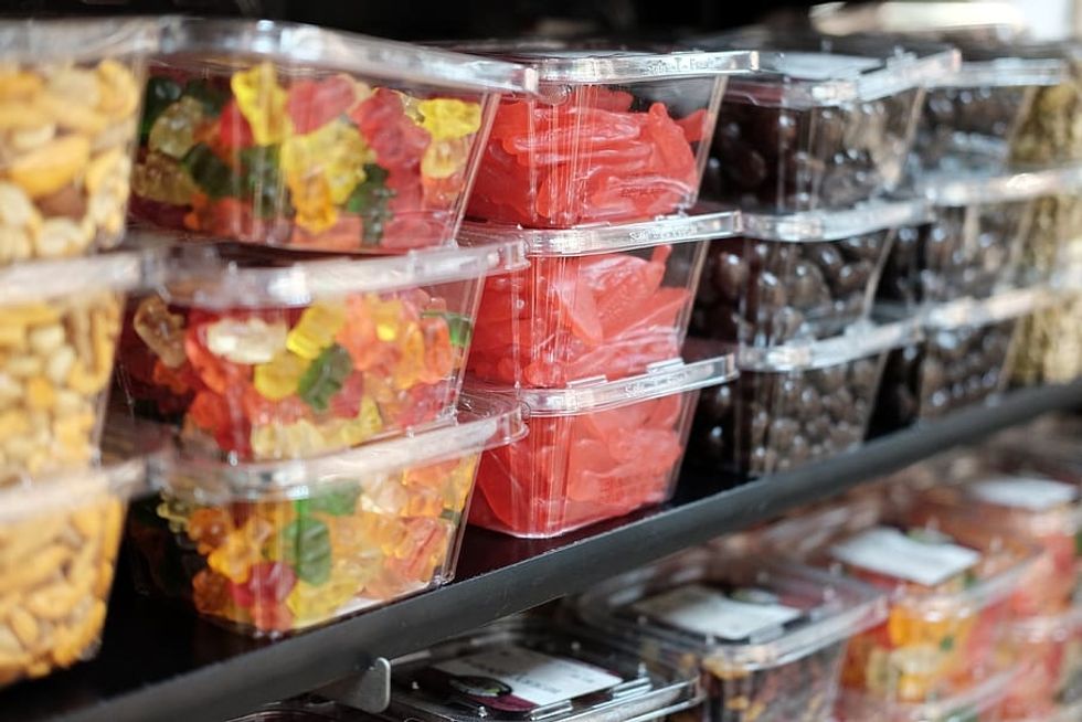 plastic packaging pollution