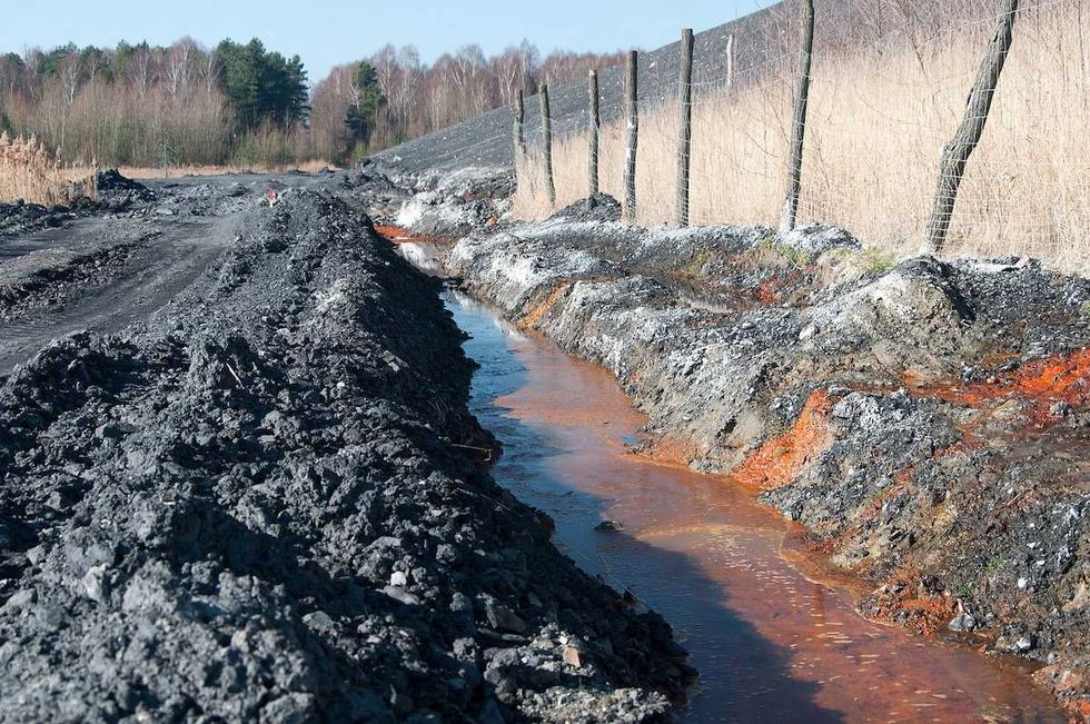 Malawi government suspends coal miner’s license over river pollution