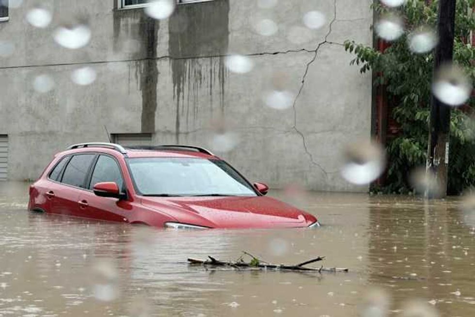 Climate risks escalate when authoritarian regimes keep neighbors in the dark