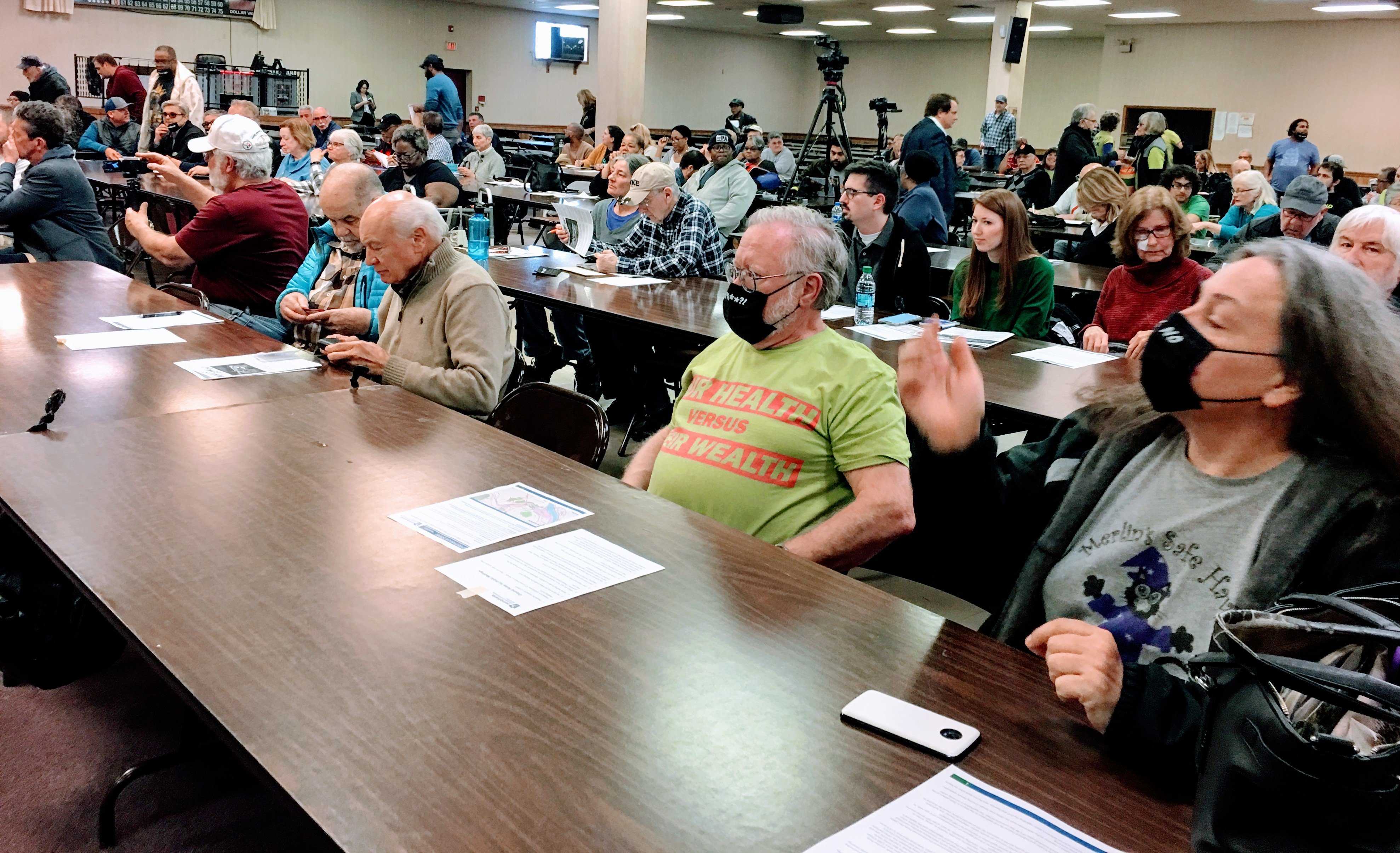 Residents shout down oil and gas execs over fracking at US Steel mill
