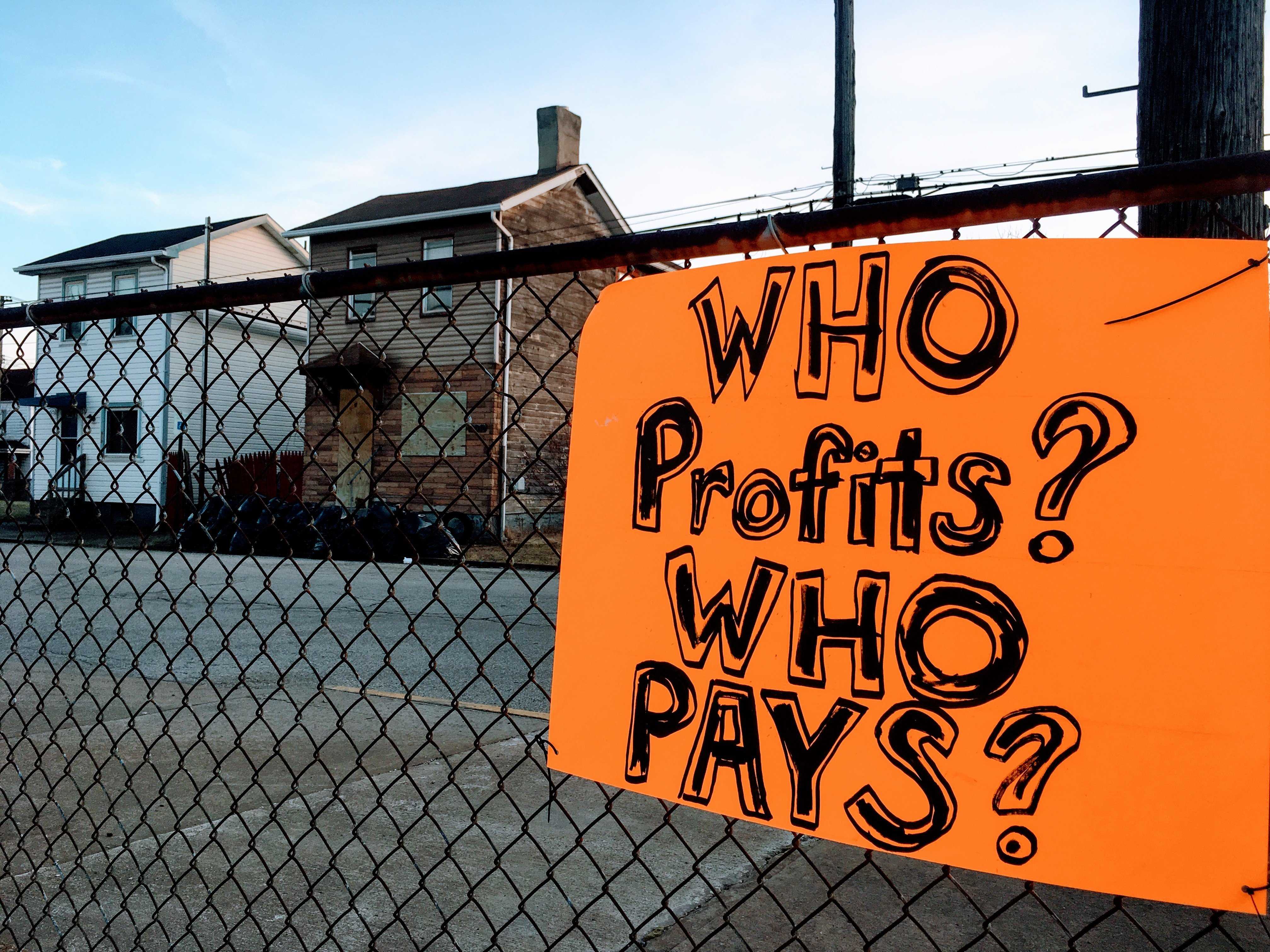 Residents shout down oil and gas execs over fracking at US Steel mill