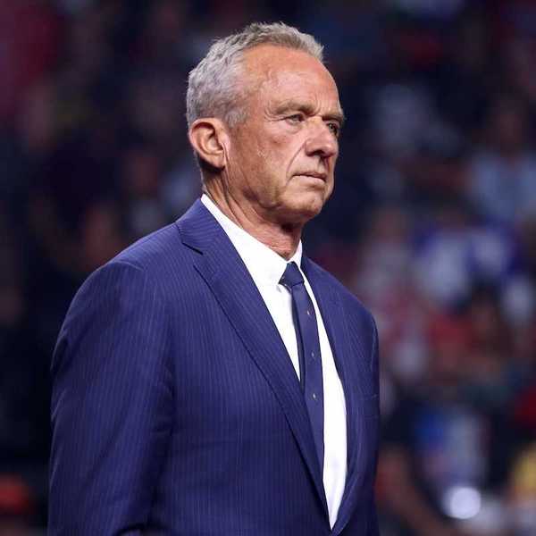 Robert F. Kennedy, Jr. speaking with attendees at an Arizona for Trump rally at Desert Diamond Arena in Glendale, Arizona.