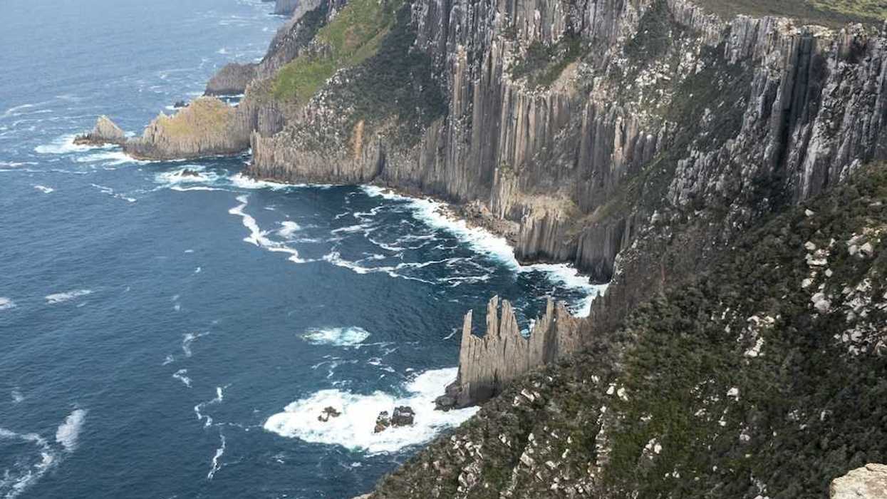 Sea cliffs, Tasman National Park, Tasmania, Australia
