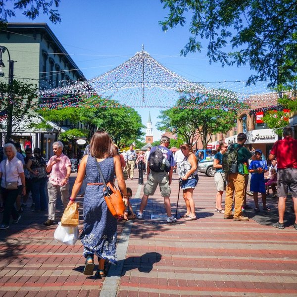 sprawl vs walkable neighborhoods