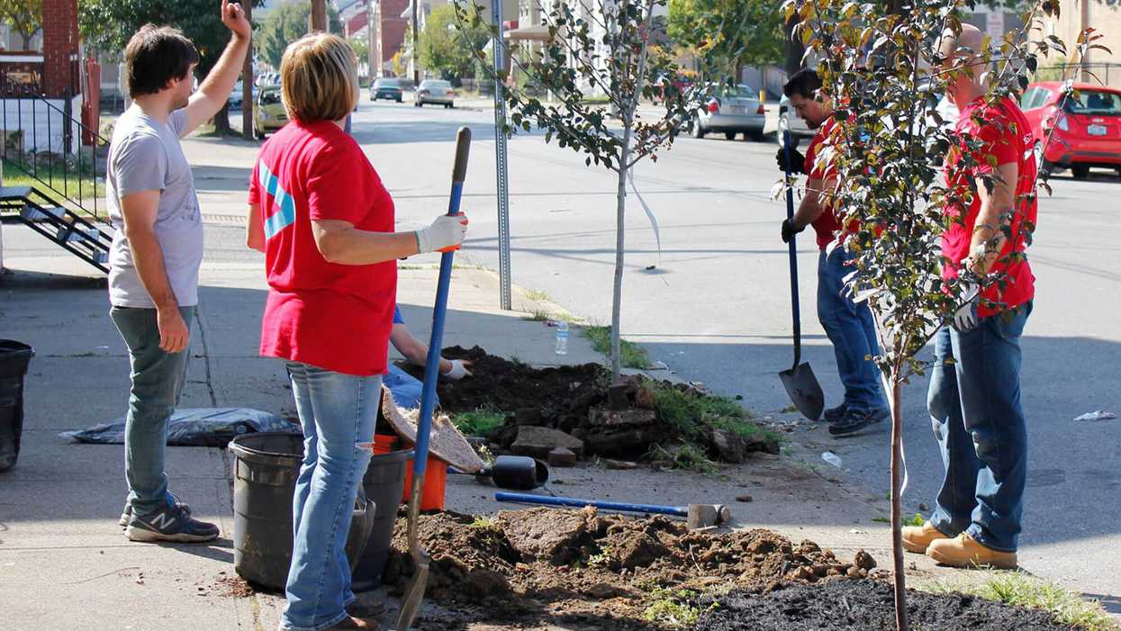 The Ohio River community of Newport bands together to slow runoff and add greenspace