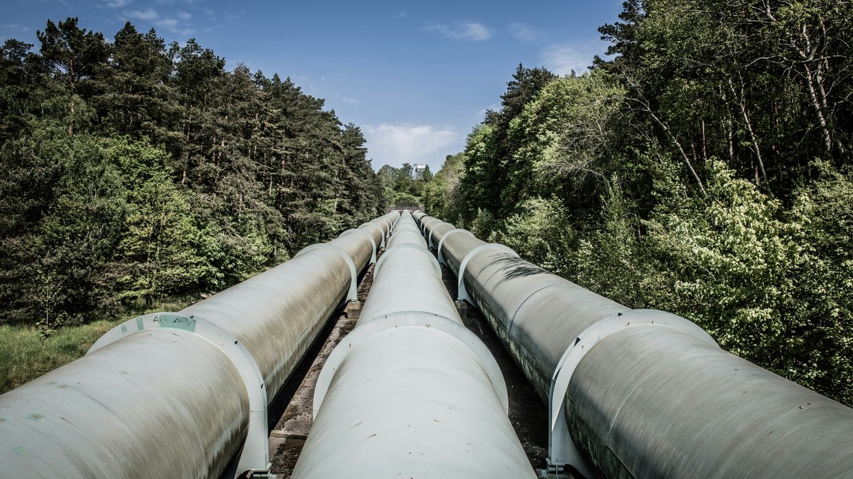 Oil company avoided fines after failing to shut down thousands of aging ...