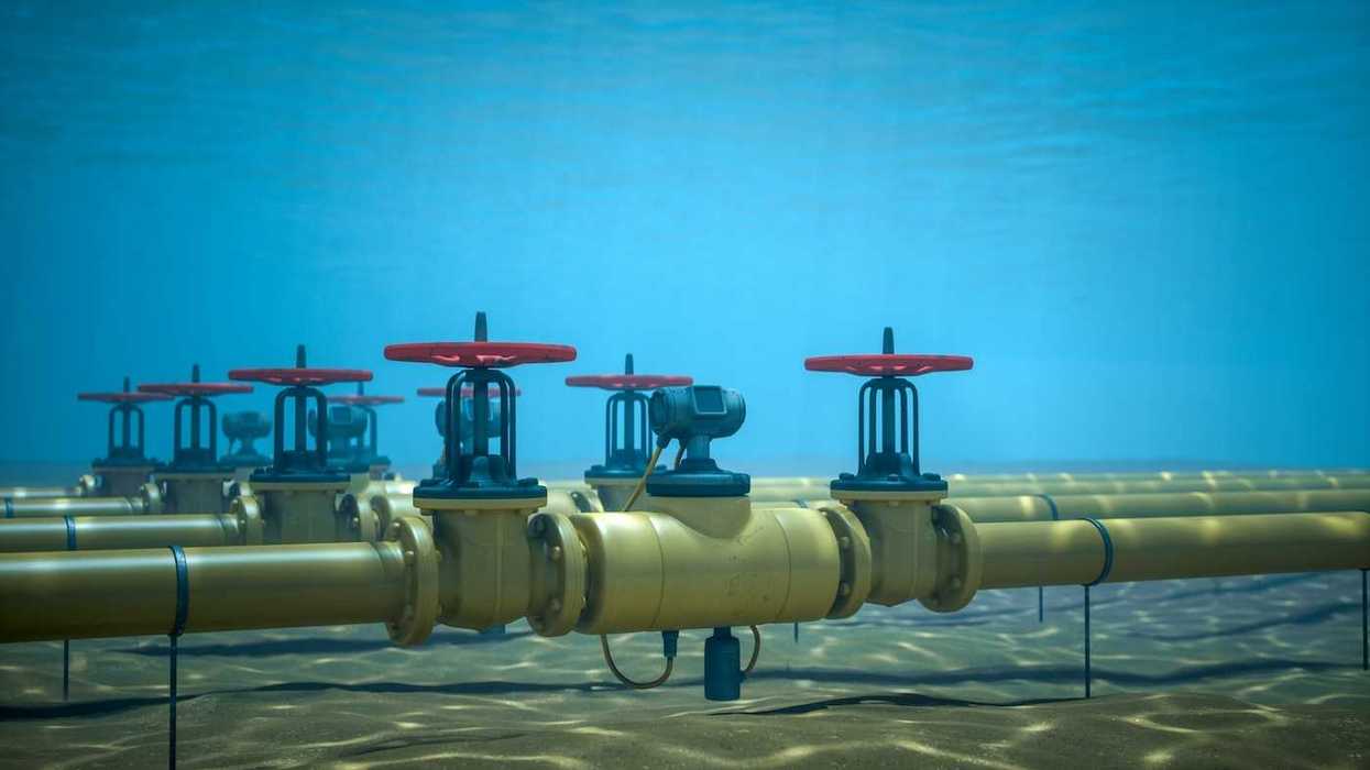 Underwater pipeline and associated valves