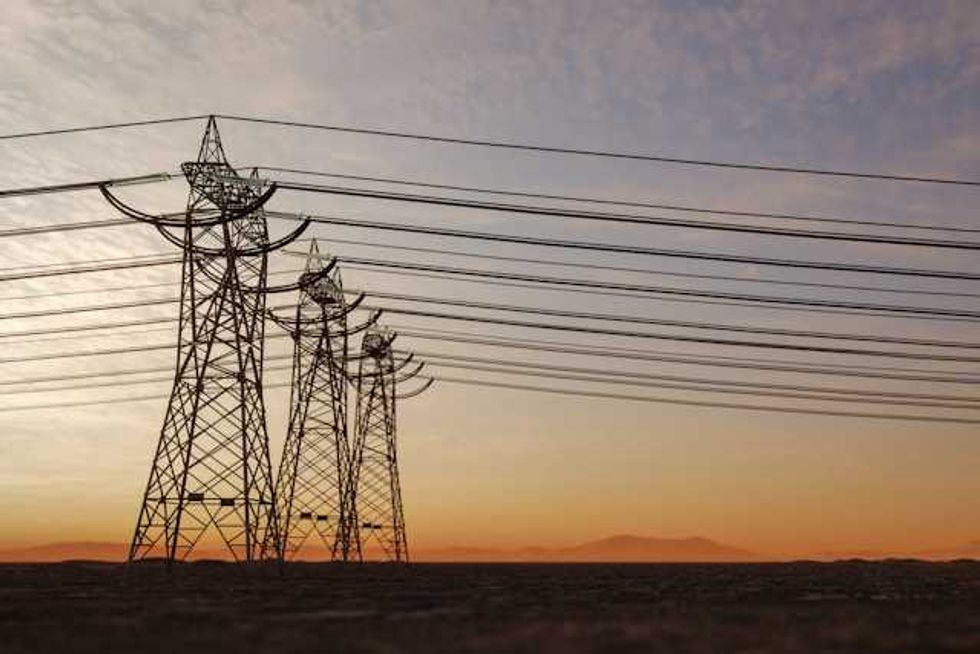 Utility asks New Mexico for 'zero emission' status for gas-fired power plant