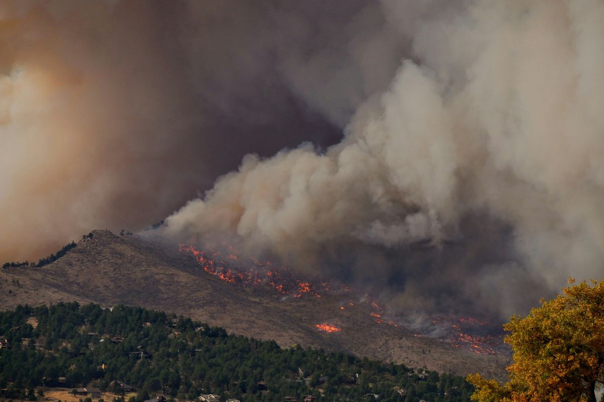 photo of Wildfire smoke kills more than 40,000 Americans each year, study finds image