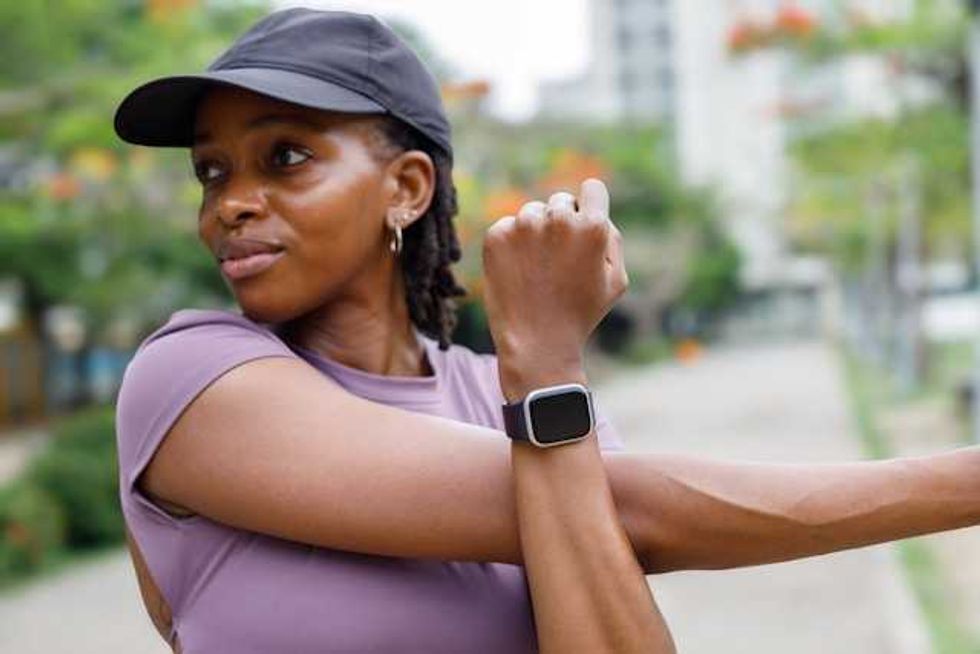 Scientists use smartwatch data to track the hidden health effects of air pollution